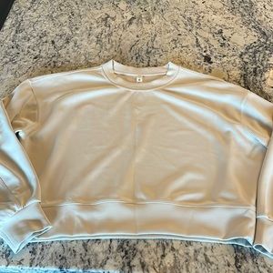 Like new Lululemon Soft-stream cropped sweater. Size 6